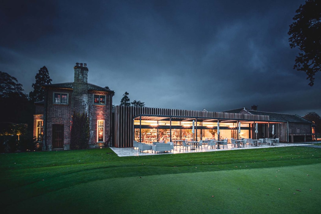 IDSystems theEDGE2.0 sliding doors - Huge 16m wide set of sliding doors at The Royal Norwich Golf Club