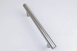 Feature Handle - Round - Straight - Stainless Steel