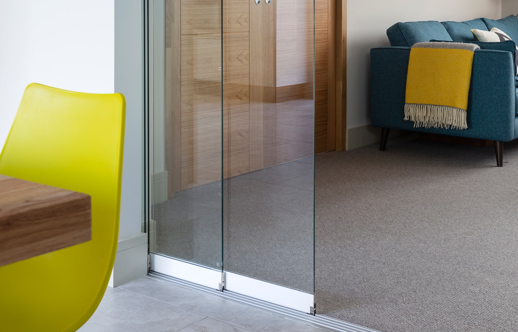 SF20 frameless glass internal sliding doors